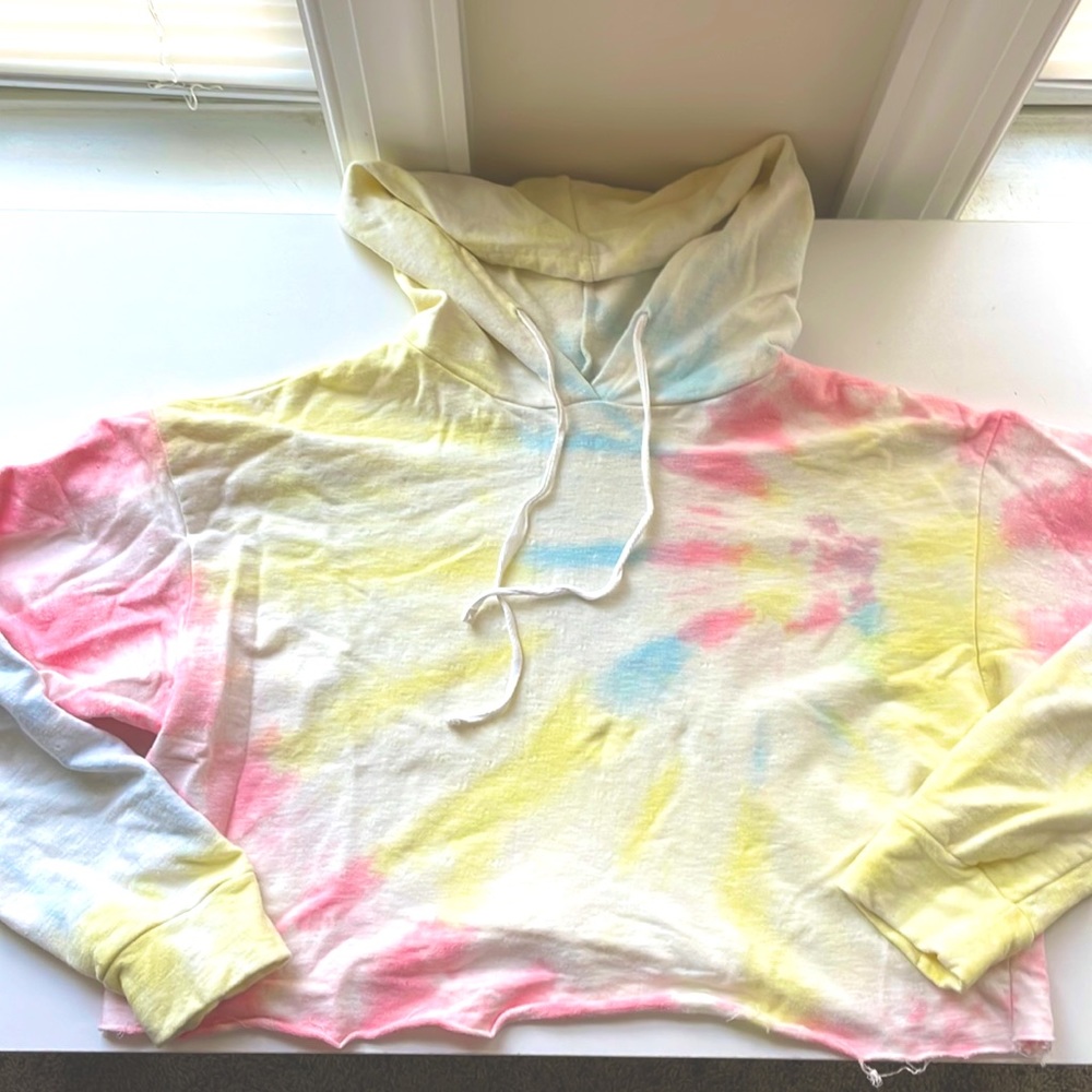 Gab and Kate cropped die tie sweatshirt